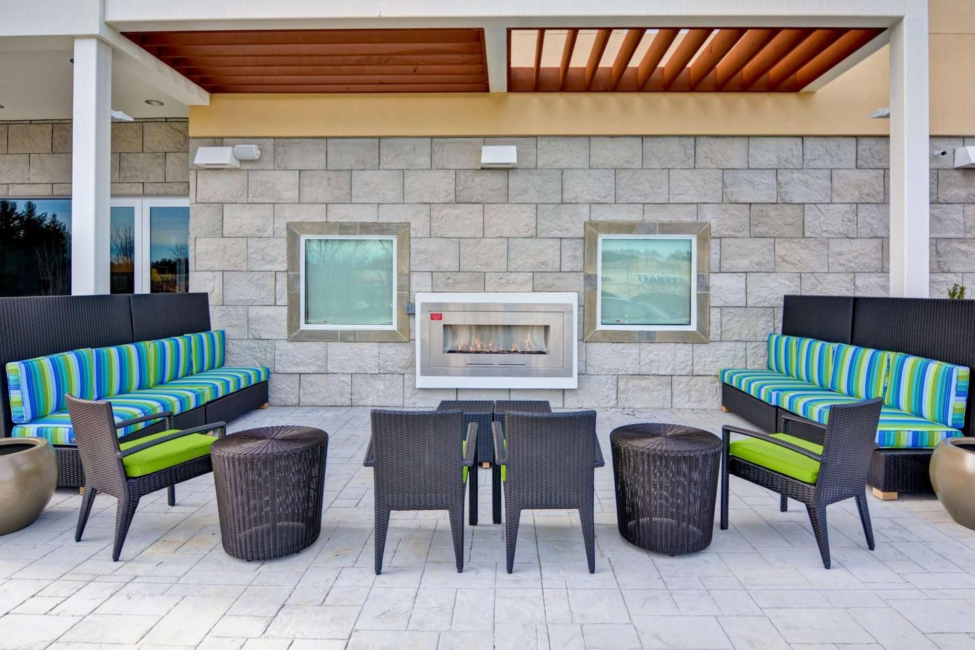 Home2 By Hilton Hanes Mall Winston-Salem