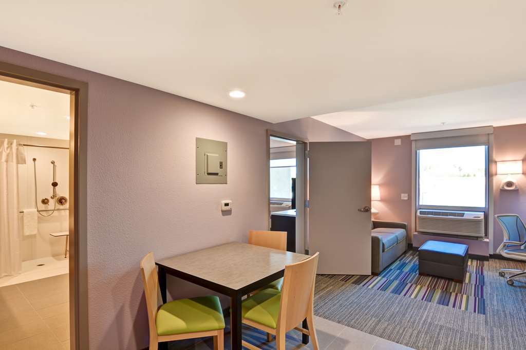 Home2 By Hilton Hanes Mall 3*